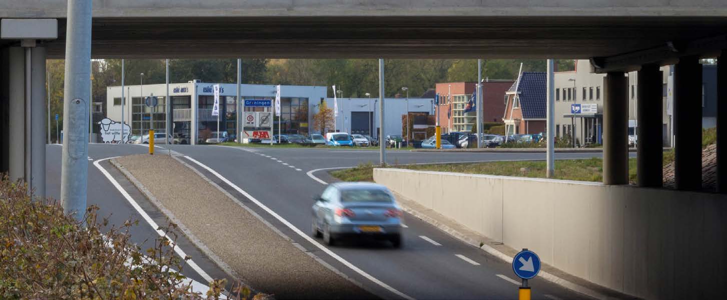 van het metroprincipe of een eigen huisstijl (bijvoorbeeld een logo op het fietspad). We benadrukken de positieve kanten van het Gronings landschap (rust en ruimte).