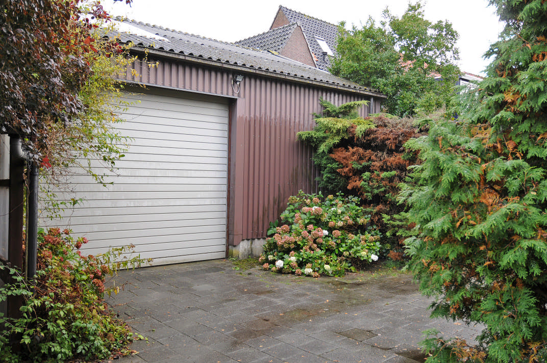 Specificaties Hoofdstraat 289 te Bovenkarspel: Soort Woning : Vrijstaande woning Bouwjaar : 1940 Perceel oppervlakte : 5.