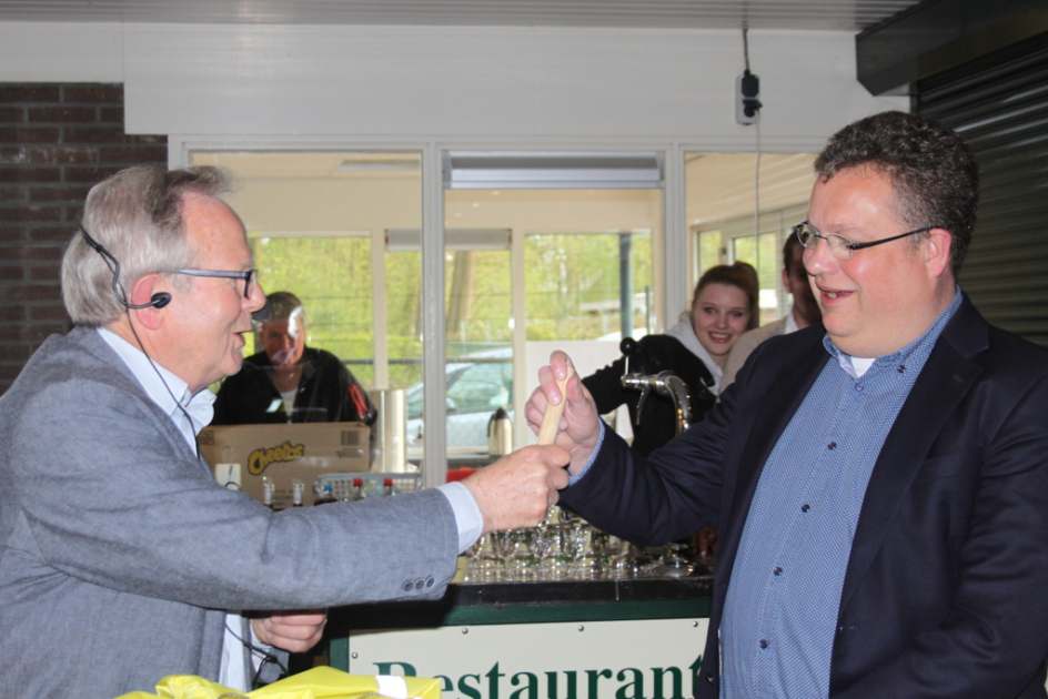 Het jubileumjaar! In 2016 bestond Bosbad Zwinderen 50 jaar. In 1966 werden het eerste bad en het peuterbad aangelegd; deze beide baden werden op 9 juli 1966 in gebruik genomen.