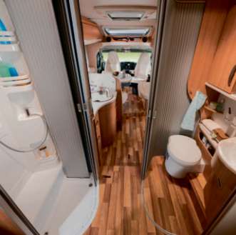 HYMER T CL 39 Comfort in de slaap- en badkamer Uitnodigend mooi en functioneel op elke reis.