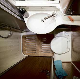 Hymermobil B-Klasse DL 71 Comfort in de slaap- en badkamer Perfect uitgerust voor een comfortabele vakantie.