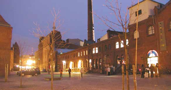 6. Kulturbrauerei Stadsdeel Prenzlauer Berg (locatie van het CPO project en het restaurant Kulturbrauerei op vrijdag) Prenzlauer Berg is een stadsdeel direct ten noorden van Mitte, het oude centrum