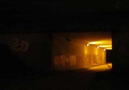 Aangezien deze tunnel enkel een verbinding verzorgt voor nachtelijk landbouwverkeer naar de doodlopende veldweg in het zuiden van Opstalvallei fase 2 en het doorgaand auto- en fietsverkeer vooral
