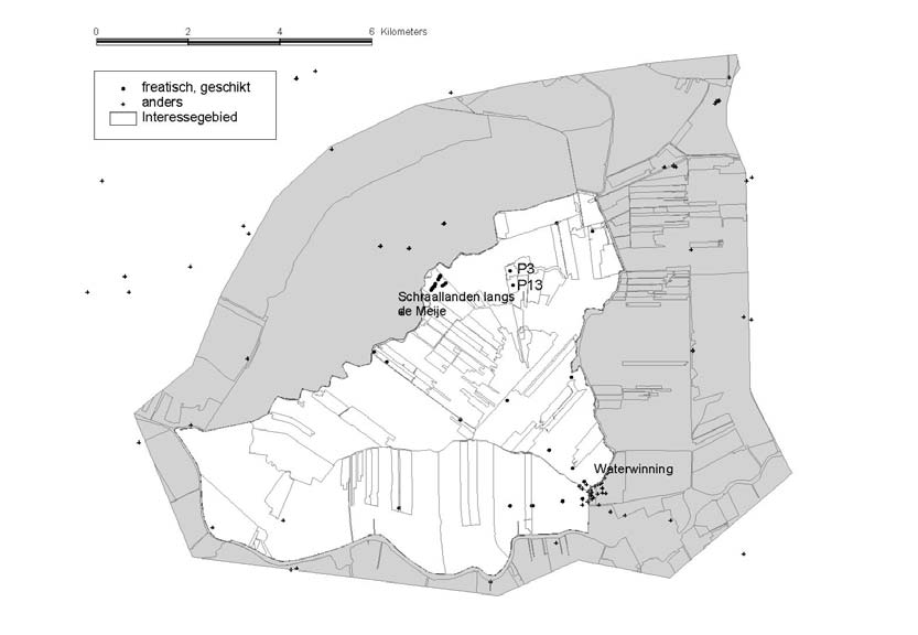 Op grond van vergelijkingen van gemeten en berekende standen zijn enkele weerstanden en afvoerrelaties aangepast die in eerste instantie als standaardwaarden die de GIS applicatie AlterrAqua voor