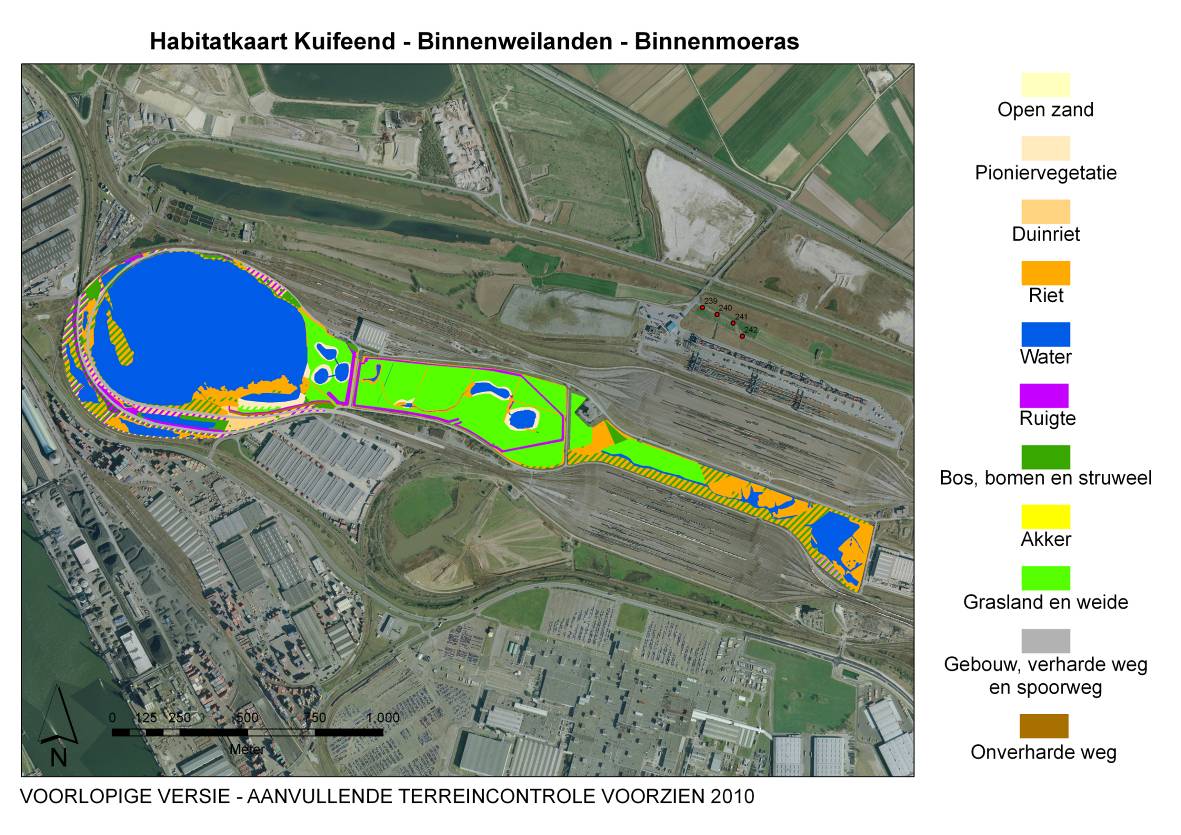 Figuur 4.8/2: Habitatkaart De Kuifeend. In gebieden waar verschillende types in complex door elkaar voorkomen, worden deze types met arcering aangegeven.