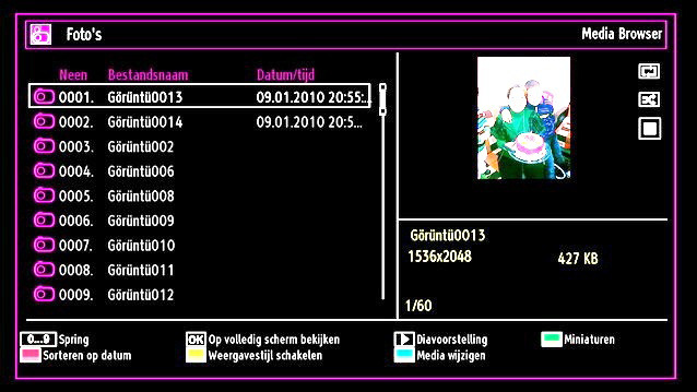 Media afspelen met media browser Indien het USB-geheugen niet herkend wordt na het in-/uitschakelen of na de eerste installatie, dient u eerst het USB-apparaat te verwijderen en het tv-toestel uit te