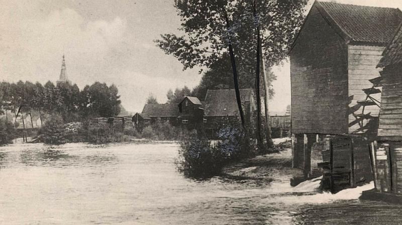 werd de hele papierfabriek in één keer - dus zonder af te breken - in dertien dagen over 1.