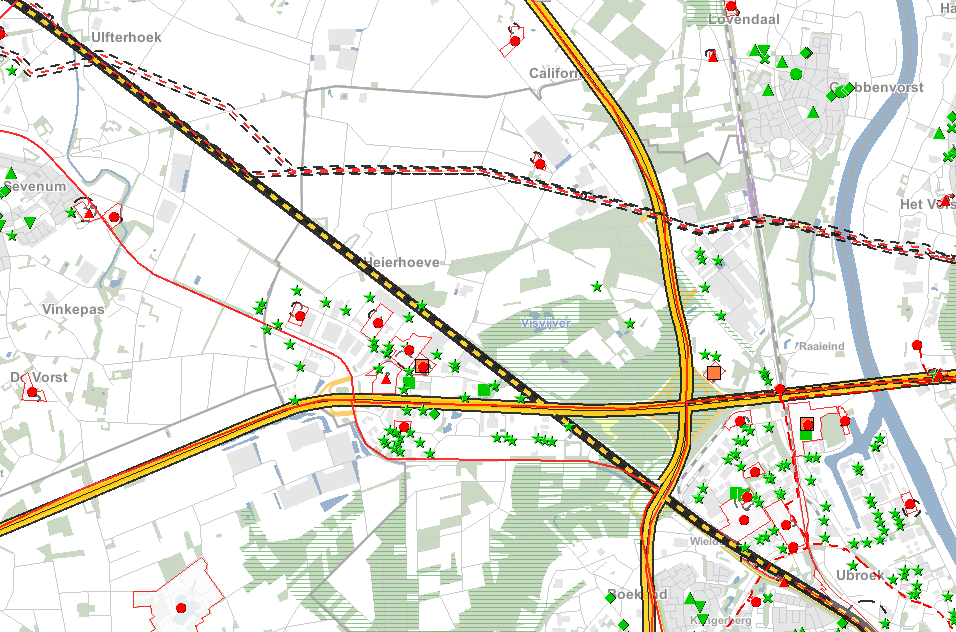 uitsnede risicokaart Het plangebied is over het gehele traject gelegen parallel aan de spoorlijn Eindhoven Venlo.