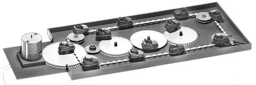 J J J J J J J J J J J J 7 I Probelauf Dieser erste Probelauf dient zur Überprüfung der Magnete. Beim Aufsetzen der Wagen müssen sich die Magnete anziehen (siehe Abbildung).