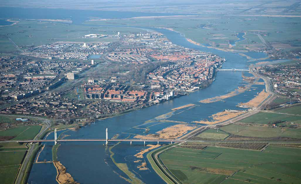 Hoofdstuk 2 De derde Rivier: visie op de potenties van de ondergrond binnen de IJssel- Vechtdelta De IJssel-Vechtdelta kan meer gebruik maken van haar derde rivier.