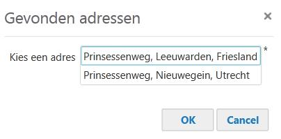 2.3.3 Kaartlagenlijst tonen/verbergen Met deze knop kunt u de kaartlagenlijst van paragraaf 2.1.1. tonen of verbergen. 2.3.4 Een adres zoeken Hier kunt u een adres zoeken.