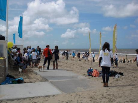2 Woonplaats bezoekers van het MyBeach strand (ochtend) Plaats Aantal Percentage Noordwijk 10 34% Overig (Nederland) 15 52% Overig (Buitenland) 2 7% Onbekend 2 7% Totaal 29 100% Leeftijd bezoekers
