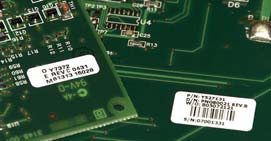 Identificatie van printplaten en componenten WELKE THERMISCHE TRANSFERT LABELS VOOR WELKE PROCESTECHNOLOGIE PTH (enkel through hole) SMT (enkel oppervlaktemontage) Bovenzijde Onderzijde Boven- &