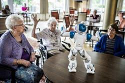 Robotica sociaal Robots voor taken in en om huis Avatars voor communicatie