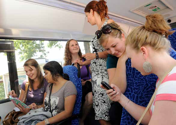 Valleilijn Bus en trein op één lijn Buslijn 84 88 en de