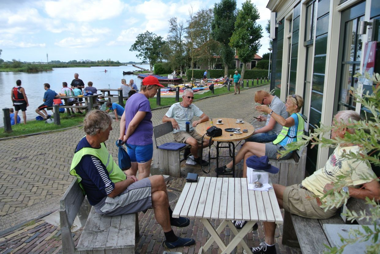 OKTOBER-DECEMBER 2016 ARGO nr. 4-2016 Sluis tot Sluistochten groot succes! Op 11 en 12 september jl. vonden onze jaarlijkse Sluis tot Sluistochten plaats.