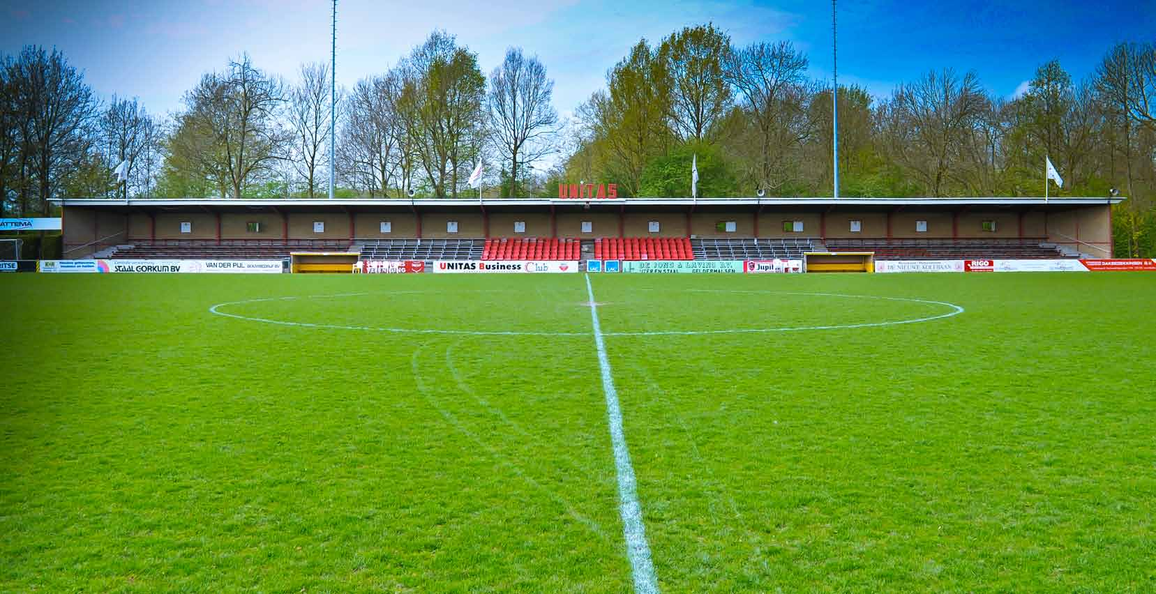 De vereniging gvv Unitas. 117 jaar. Unitas, de oudste voetbalclub van Gorinchem, wil op sportief gebied het hoogste niveau halen.