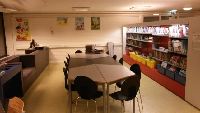 Op 9 januari komt Irmgard op school vertellen over Feest voor NOP. Ze komt in alle klassen. Schoolbibliotheek De bibliotheek in onze school begint zo langzamerhand vorm te krijgen.