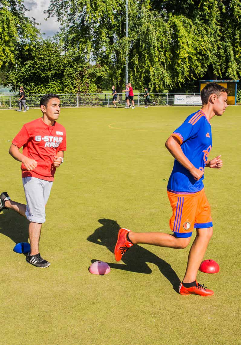 Beter scoren met de Plusklas Vmbo-kader Vmbo-basis (incl. lwoo) Sport en creatief vmbo-kader Er is meer te beleven op school dan leren en studeren.