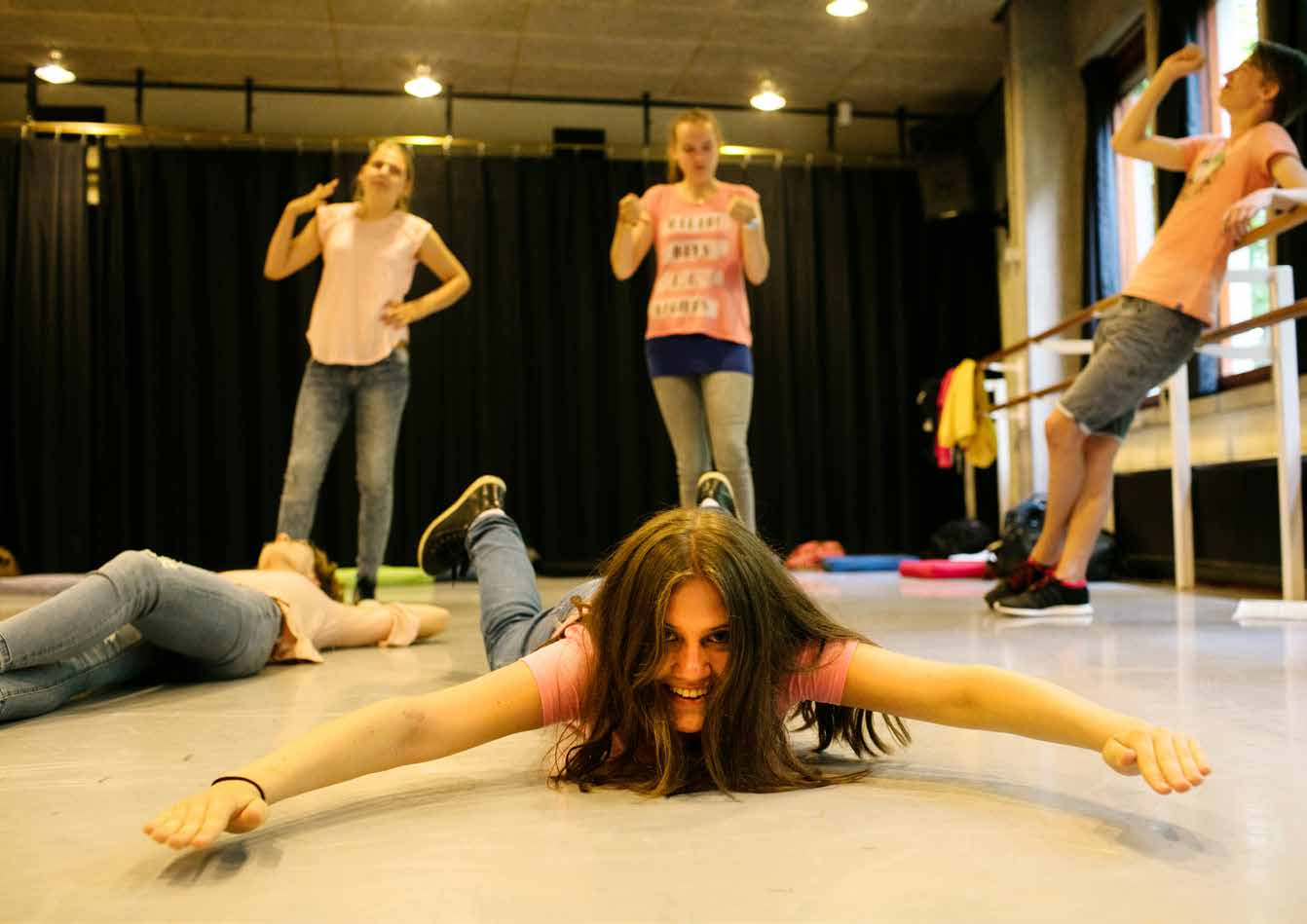 Cultuur proeven Het Stedelijk Gym hecht eraan dat zijn leerlingen met zoveel mogelijk vormen van kunst en cultuur in aanraking komen.