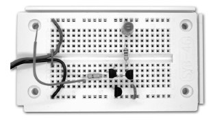 Afb. 20: Sensorversterker voor elektrische velden Voor de eerste proef van de schakeling is een korte sensordraad van 10 cm heel geschikt.