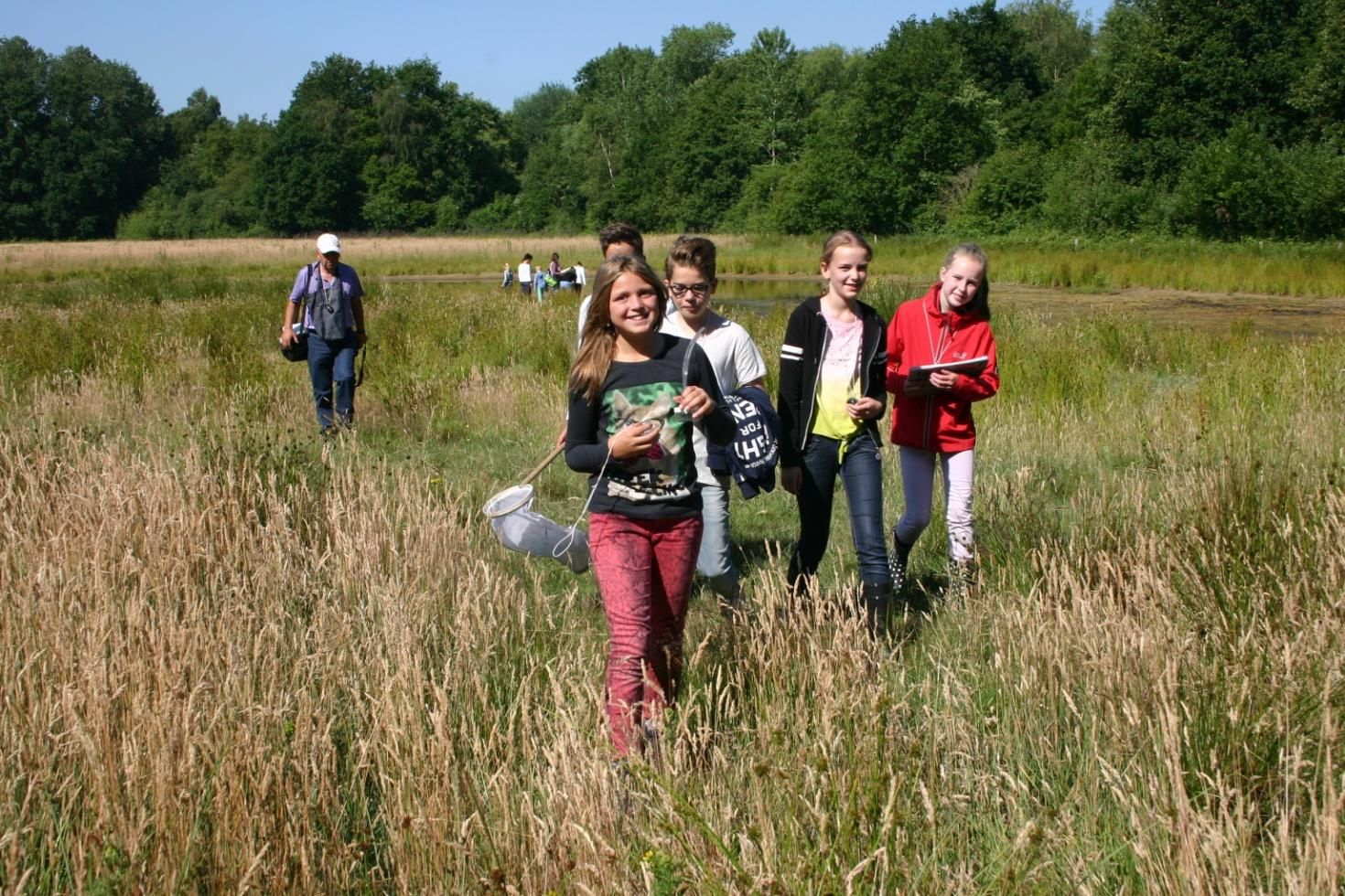 Verslag veldlessen Kempen-Broek 2015 Met de veldlessen in het Kempen-Broek krijgen schoolkinderen een unieke natuurbelevenis op een plek die van belang is voor natuurontwikkeling in het Kempen-Broek.