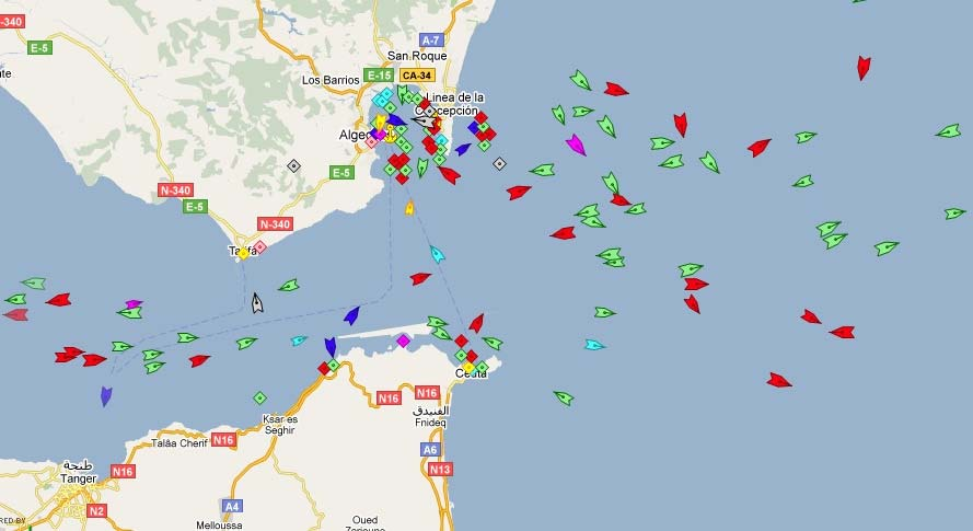 Middellandse Zee: zeestraat tussen de continenten (2) 7000 civiele schepen en route koopvaardij off shore industrie
