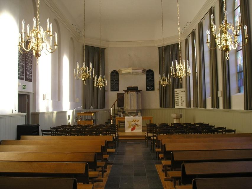 1.4 Kerkgebouwen - kosters. Interieur van de PKN kerk te Tubbergen Tubbergen de Protestantse kerk: ds. R.