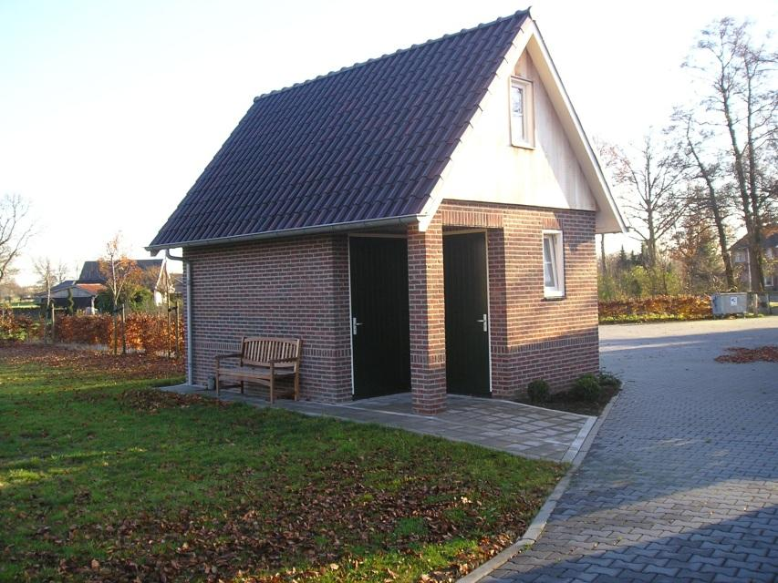 Tevens werd in 2012 door de Fundatie een nieuw gebouw op de begraafplaats aan de Protestantse gemeente aangeboden.