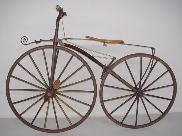 meisje omver. Daarvoor krijgt hij een boete en zijn fiets wordt vernield. Het is daarmee meteen de eerste boete in de geschiedenis voor een fietser. Illustratie 11.