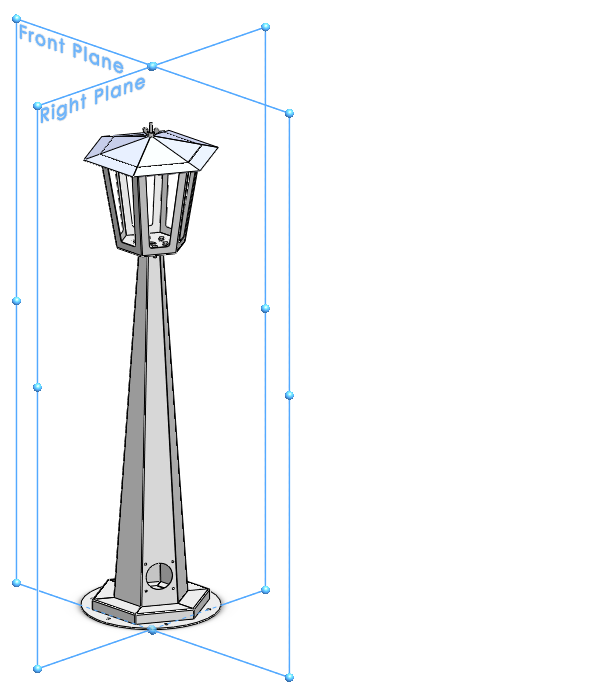 Bij elk part van de tuinlantaarn dat we modelleren, zorgen we er voor dat de origin precies in het midden van het model ligt. De Front planes en Right planes van alle onderdelen vallen dan dus samen.