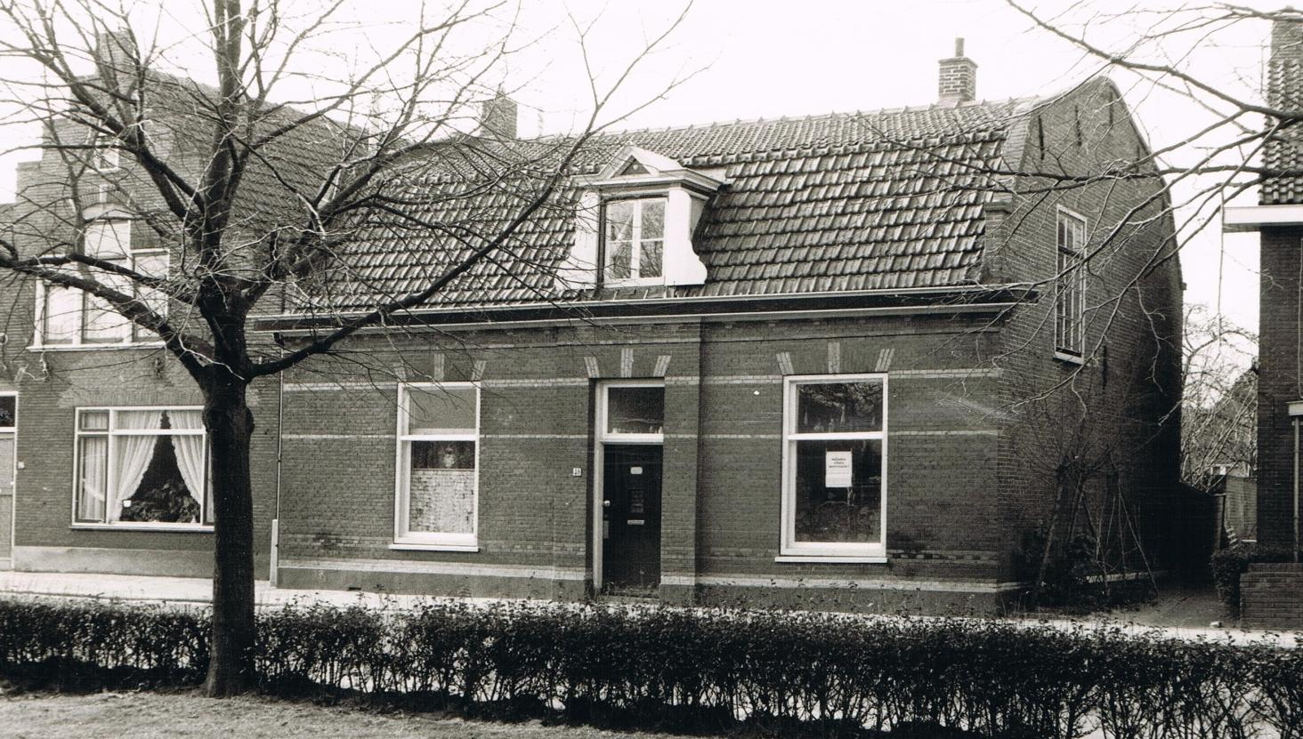 Donateur vanaf de eerste kwartaaluitgave van De Kleine Aarde in 1972 Wij woonden in dit huis in