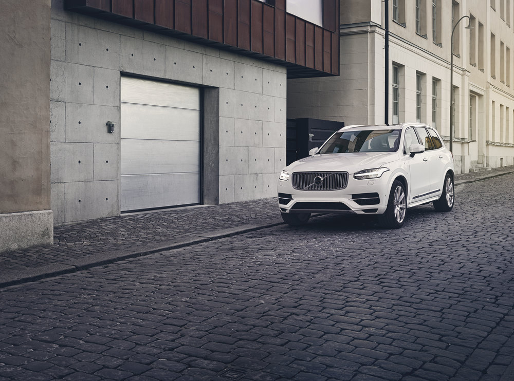 Aangezien u uw tijd grotendeels in de bestuurdersstoel van uw Volvo doorbrengt, hebben we een schitterende ruimte rondom u gecreëerd.