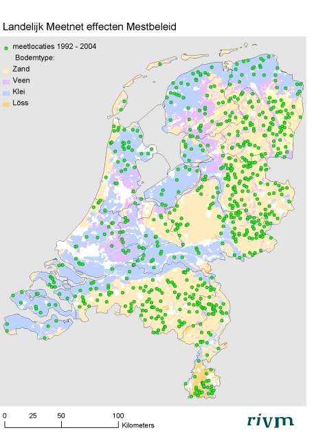 Analyse- en meetpakket in het veld De grondwatermonsters worden in het veld geanalyseerd op zuurgraad (ph), electrisch geleidingsvermogen (EC), zuurstof en nitraat (via kleurreactie).