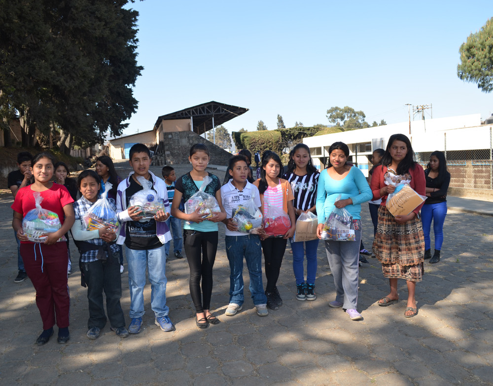 Scholingsproject voor werkende kinderen in Guatemala. Nieuwsbrief nummer 19 Dit voorjaar hebben Amy en Rien ons project in Guatemala weer bezocht.