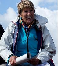 WaddenWiki Op reis door het Waddenland Journaliste en schrijfster Ineke Noordhoff gaat van april tot en met augustus de Groningse Waddenkust verkennen en doet daarvan verslag op www.wadden-wiki.nl. Het Waddengebied is zeer dynamisch.