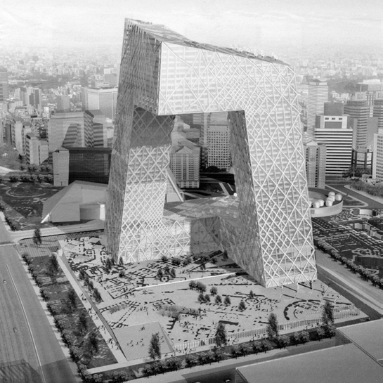 CCTV en TVCC in Beijing De oude stad verbrokkelde langzaam in losse delen. De bestaande eenheid van de steden en dorpen verdween door aansprekende architectuur en stedenbouw van het moment.