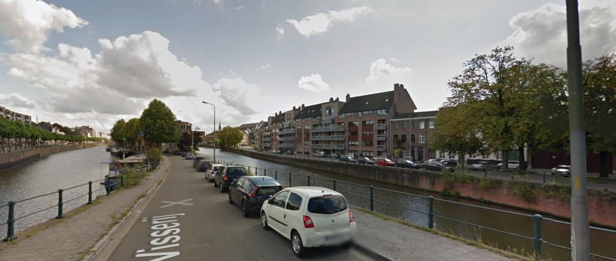 In de 19 de eeuw waren er nog vele brouwerijen in Gent. In 1900 waren er nog 83.