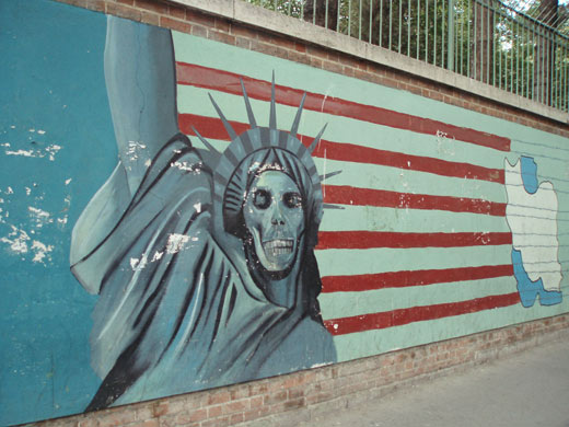 Muurschildering in Teheran, 2007.