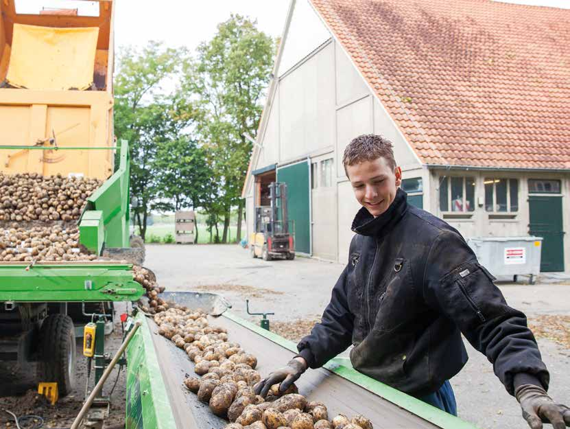 Toelating en resultaat Niveau 2: Medewerker teelt De opleiding duurt twee jaar. Met je diploma kun je aan het werk in de teelt of door naar niveau 3.