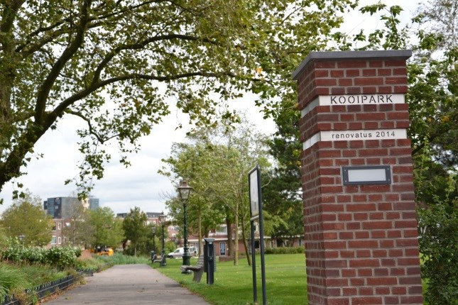 Totstandkoming van de wijk Ten tijde van de eerste ontwikkelingsplannen voor de wijk aan het begin van de 2e eeuw, was Leiden nog een arme industriestad die uit haar voegen barstte.