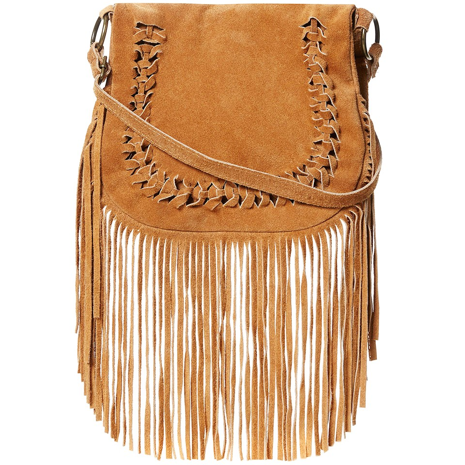 Espadrilles en fringe maken deze zomer iedere outfit leuker. Een suede fringe tas als deze heb ik al jaren in het rose.