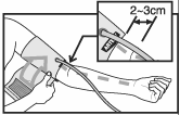 Bloeddruk en hartslag meten Armmanchet aanleggen De armmanchet is geschikt voor een armomvang van ca. 22 tot 32cm. Doe uw horloge en juwelen enz. af.