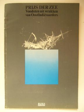 (Bijdragen van) E. van den Boogaart, P.J. Drooglever, P.C. Emmer, C. Fasseur, F.S. Gaastra, C.Ch. Goslinga, M.A.P. Meilink Roelofs, R.J. Ross, S.L. van der Wal. Haarlem, Fibula-Van Dishoeck, 1982.