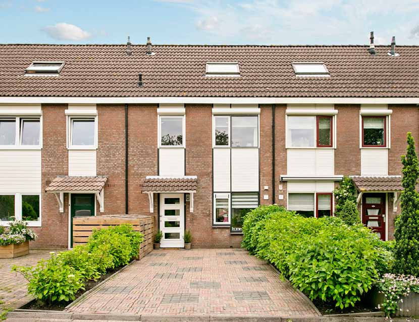 MORIONDIJK 6 ROOSENDAAL Bouwjaar: ca 1979 Inhoud woning: ca 360 m³ Woonoppervlakte: