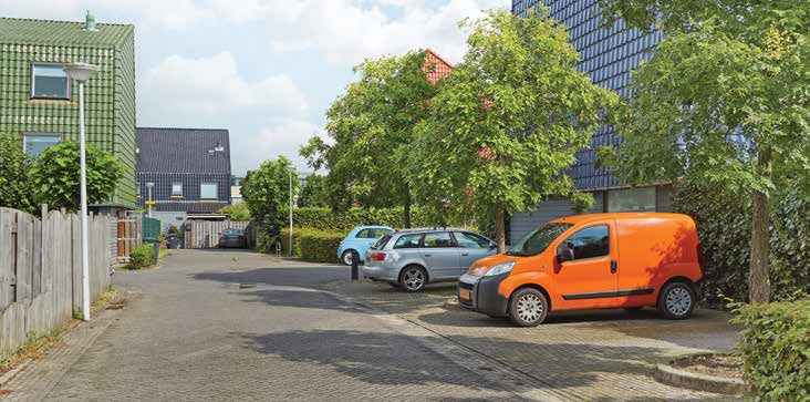 Goed onderhouden woning in de kindvriendelijke wijk Zenderpark! Prettig ruim woonhuis met een zonnige achtertuin gelegen op het zuiden!