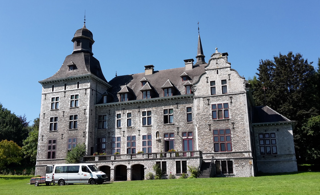 HARRY POTTER 7-12j EEN MAGISCH IN EEN ECHT KASTEEL! Samen in een kasteel toveren was zalig! Benieuwd hoe het er aan toe zou gaan op een echte tovernaarsschool?