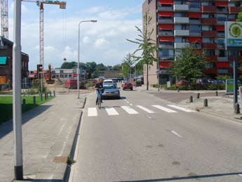 n de eerste plaats is de autostructuur in en rond Hardenberg een pluspunt voor fietsverkeer.