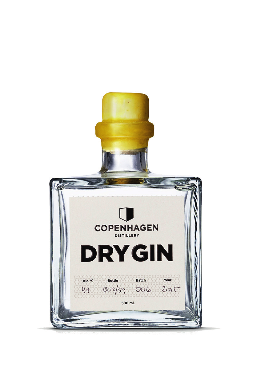 Copenhagen Distillery Gin Oorsprong: Copenhagen Distillery is gelegen in het pittoreske Bryggergarden in Kopenhagen. De distillery is gevestigd in een oude distllery uit 1749.