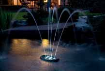 Drijvend Water Starlet Deze compacte fontein is snel te installeren, drijvend op het wateroppervlak of liggend op de bodem.